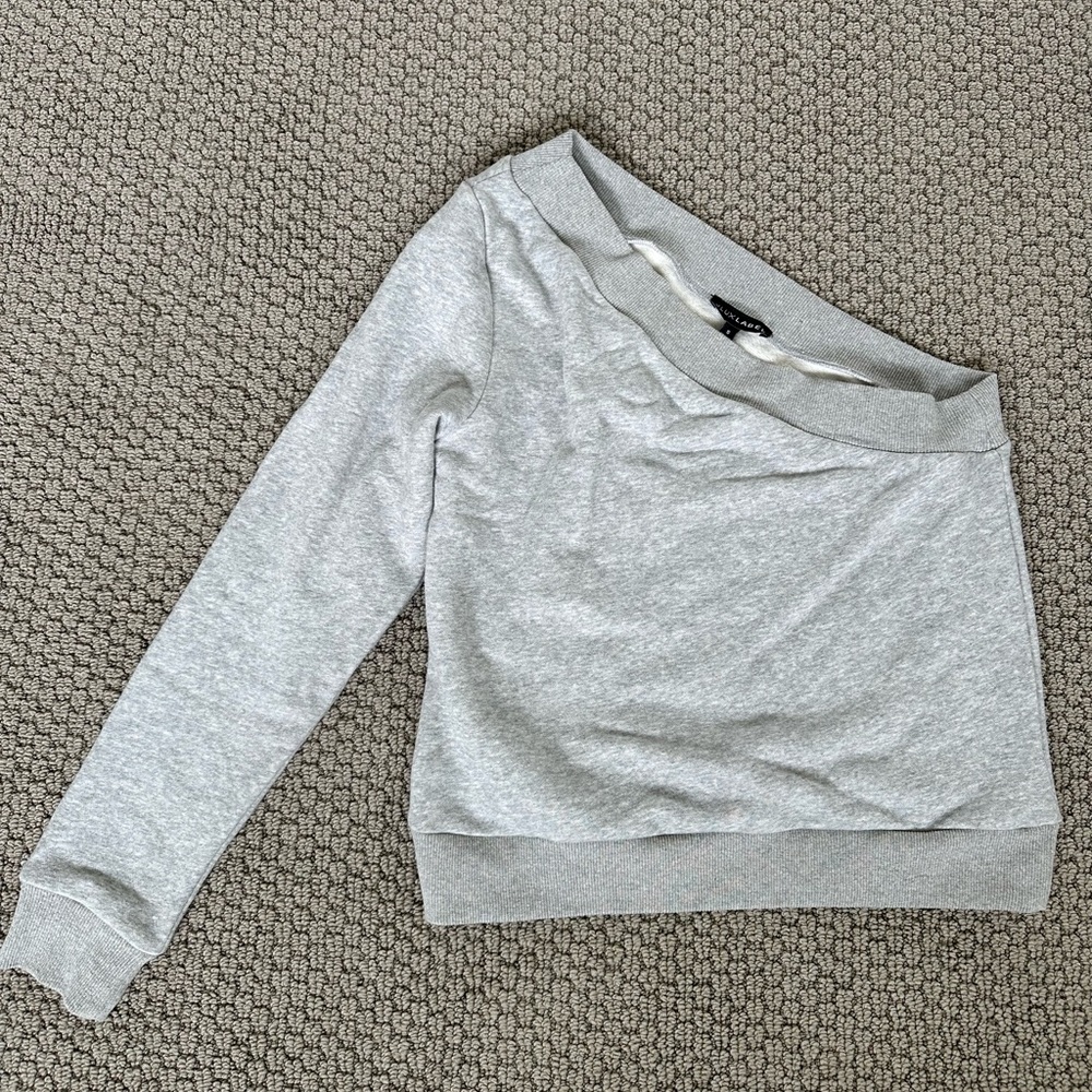 Jluxlabel off the shoulder/one shoulder sweater. Grey